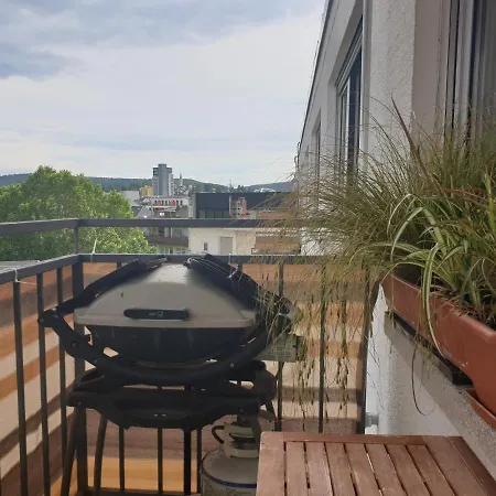 Downtown -awesome View- 6th Floor- Lift Alloggio in famiglia